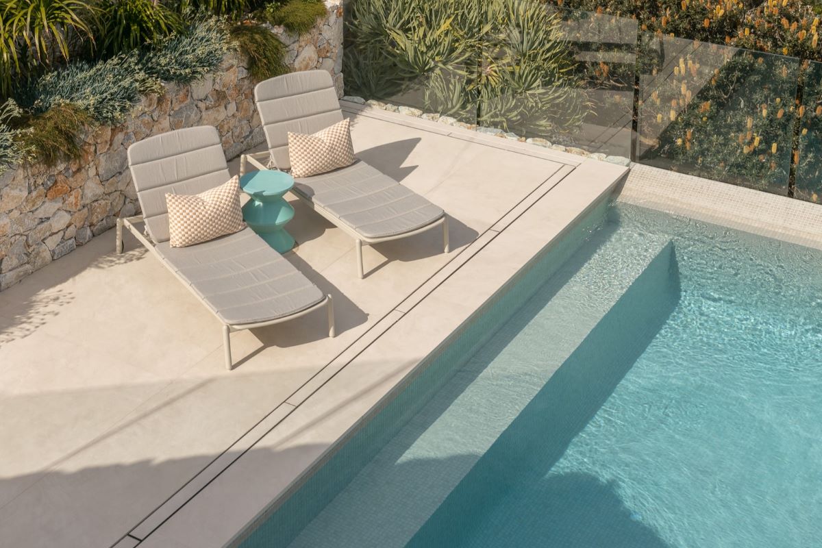 Ashton-Dekton-Kratizen-Albarium_Pool
