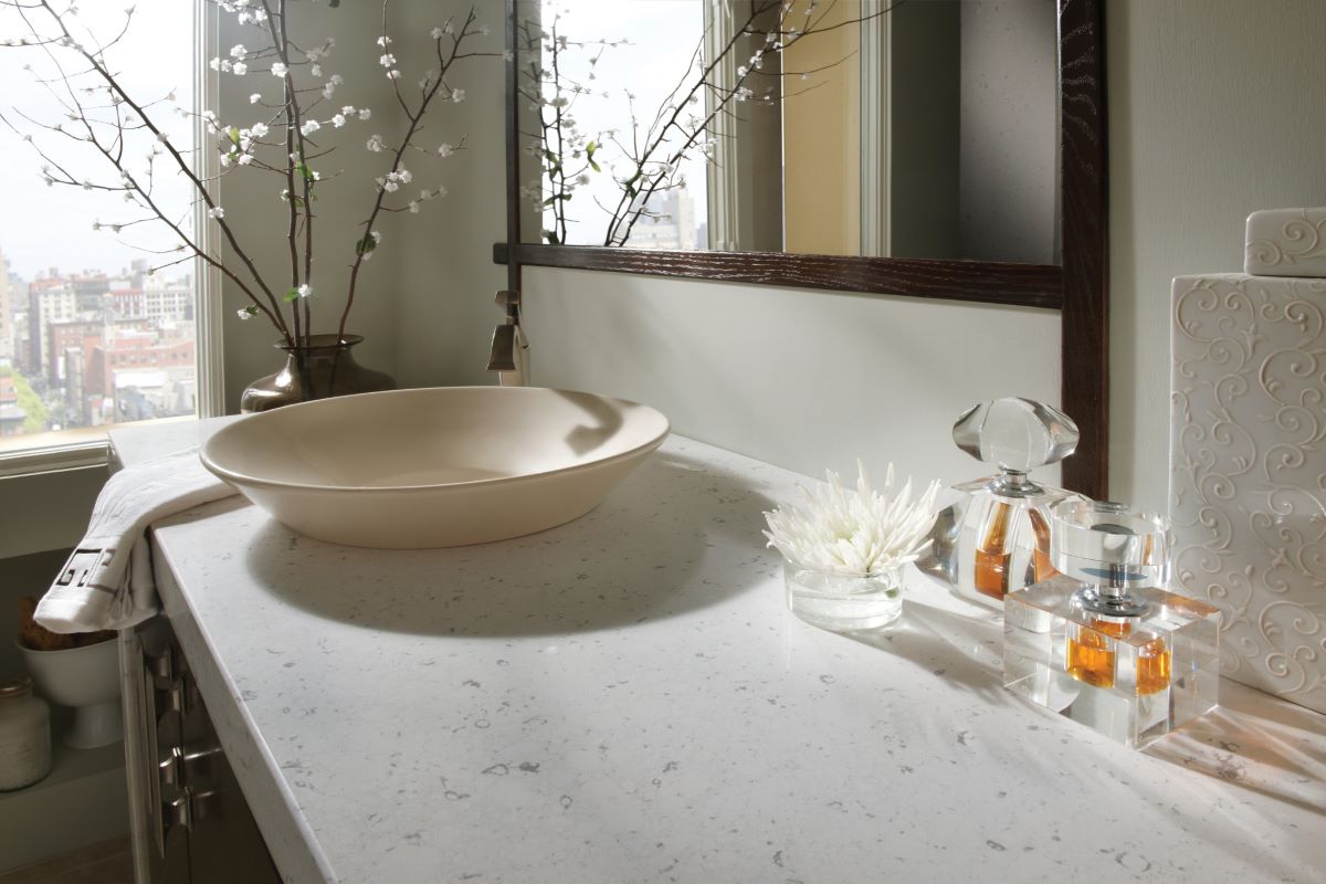 Ashton-Silestone-River-BiancoRivers_Bathroom