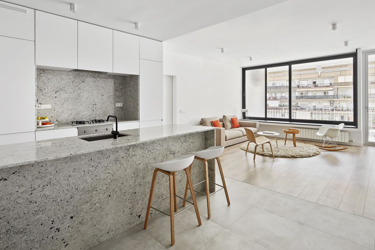 Ashton-Sensa-ColonialWhite_Kitchen